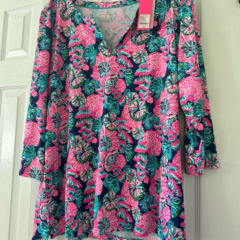 COPY - Lily Pulitzer top NWT Size XL pet/smoke free home